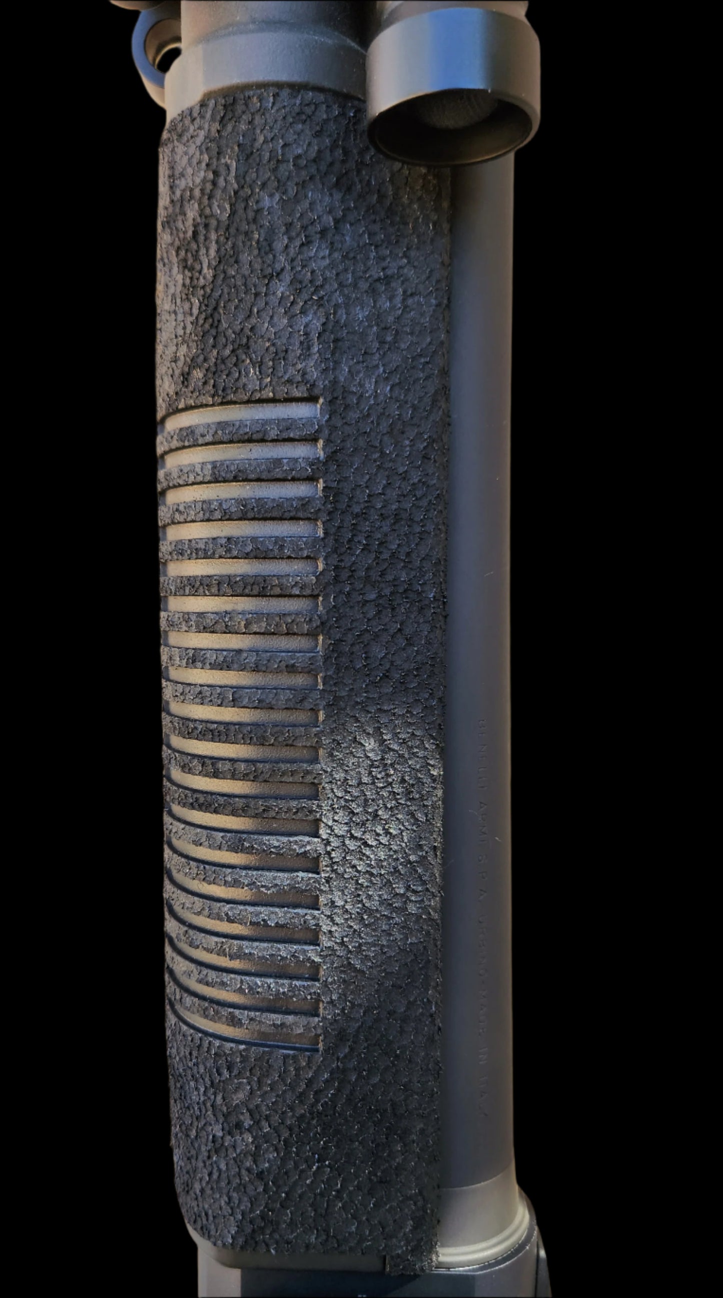 Benelli M4 - Forearm Stippling